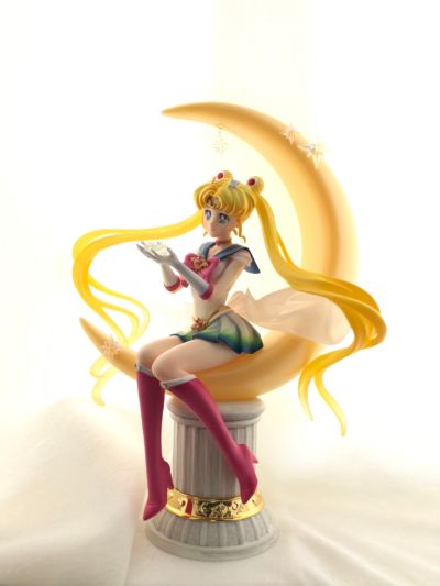 Figuarts Zero chouette 剧场版 美少女战士Eternal  超级水手月亮 -明月与传说中的银水晶-
