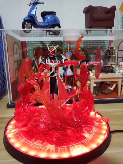 S.H.Figuarts 假面骑士巫骑 火焰魔龙形态