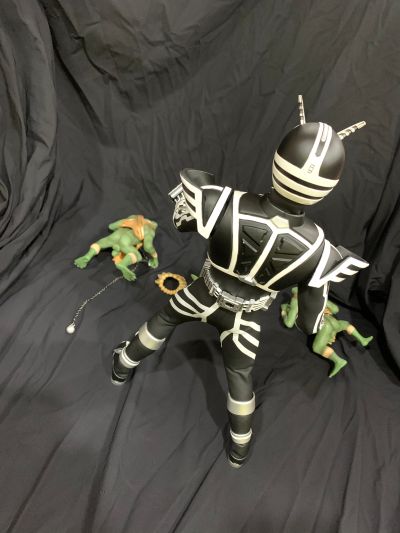 仿真可动英雄 No.525 RAH DX 假面骑士555 假面骑士德尔塔