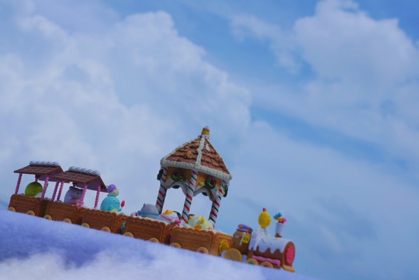 角落小伙伴 慢悠悠♪甜点火车