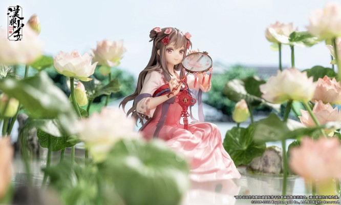 汉服少女 映水芙蓉