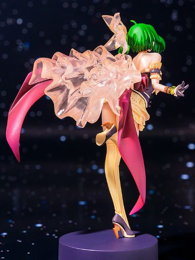 PLAMAX MF-08 minimum factory 剧场版 超时空要塞F ～恋离飞翼～   李兰花