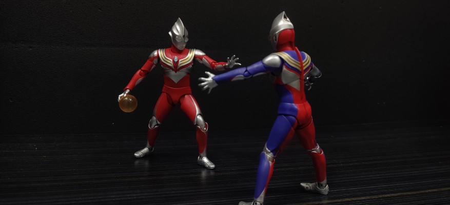 S.H.Figuarts（真骨雕制法）  迪迦奥特曼 强力型
