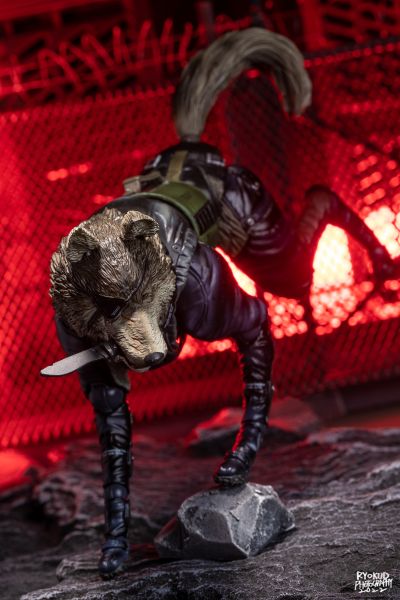 PlayArts改 MGSV 幻痛 D-DOG