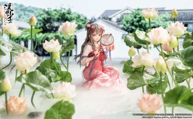 汉服少女 映水芙蓉