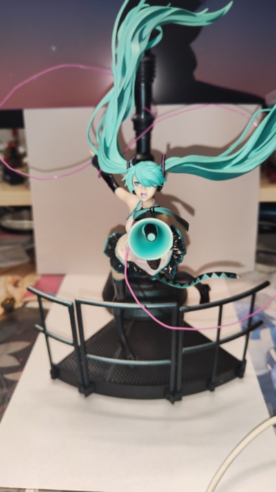 良笑20周年纪念书籍 ー初音未来 恋爱即是战争 精制版 ー