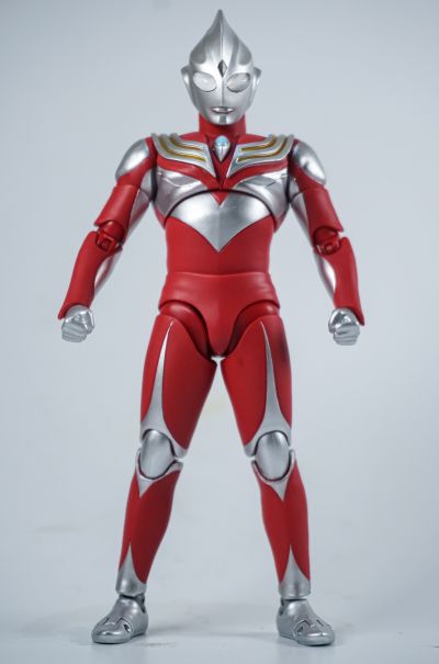 S.H.Figuarts（真骨雕制法）  迪迦奥特曼 强力型