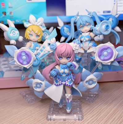 桌面歌手 雪未来系列