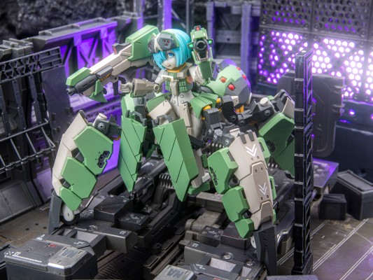 机动战姬·聚变 AG-031 防卫蜘蛛 菲蒂