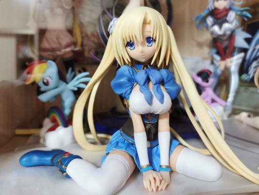 シャイナ・ダルク クリス蒂娜・レイ・ホールデン Blue Ver.