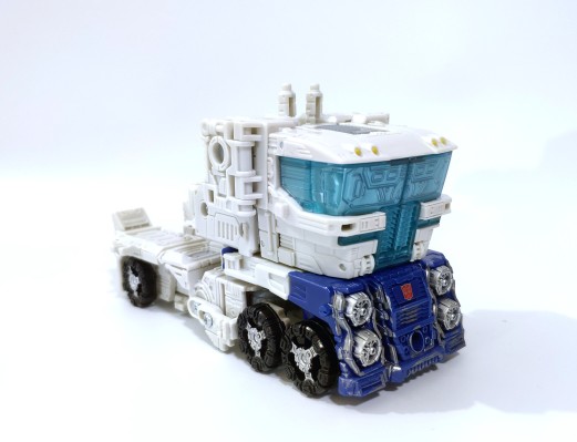 变形金刚围城系列 SG-7 戦え! 超ロボット生命体 变形金刚 2010&变形金刚 ザ・ムービー ウルトラマグナス 