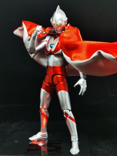 S.H.Figuarts  奥特曼 55周年纪念版