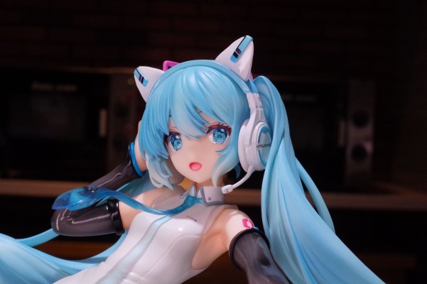 初音未来 猫耳耳机