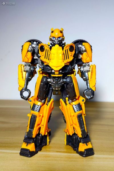 工作室系列 SS-48 大黄蜂(2018) Bumble Offroad 