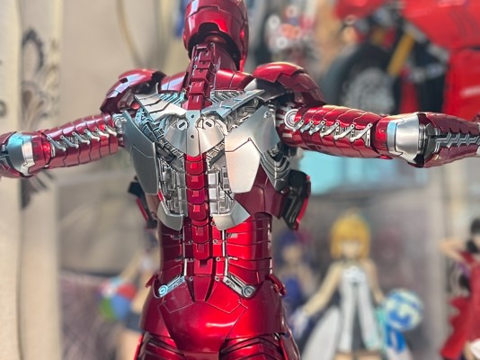 MMS400D18 电影杰作系列 压铸成品 电影 ：钢铁侠2 钢铁侠Mark 5