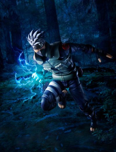 S.H.Figuarts  旗木卡卡西 -大名鼎鼎的写轮眼英雄-