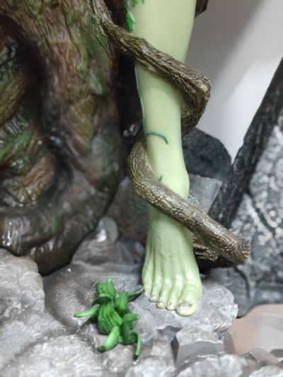 MMDCBH-3 蝙蝠侠：缄默 毒藤女