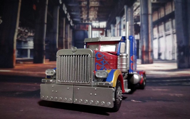 变形金刚MP系列 MPM-4 变形金刚 擎天柱