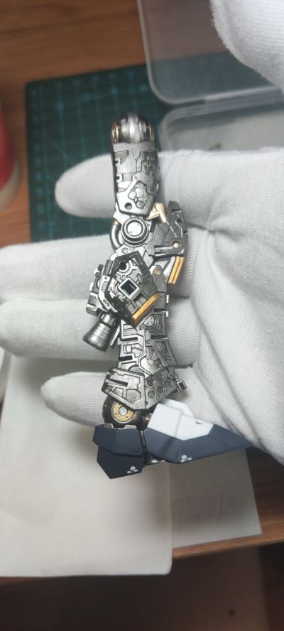 RG 机动战士高达 逆袭的夏亚 MSV  重武装型Nu高达