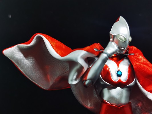 S.H.Figuarts  奥特曼 55周年纪念版