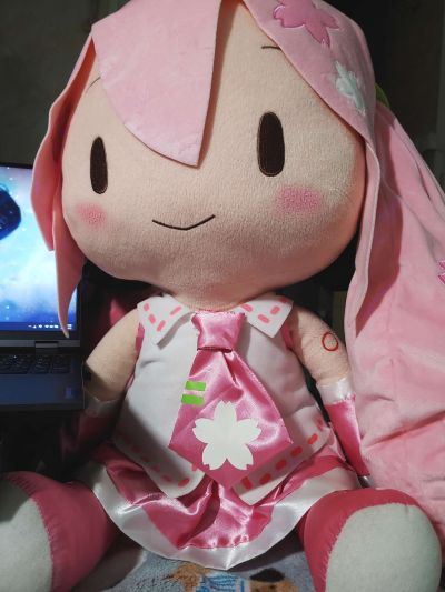 巨大软绵绵毛绒 VOCALOID 初音未来 樱花未来