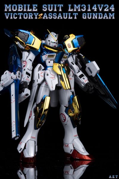 MG  1/100  高达基地专属商品   V2高达突击爆击型 Ka版  [钛金质感]