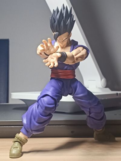 S.H.Figuarts  终极悟饭《龙珠超：超级人造人》