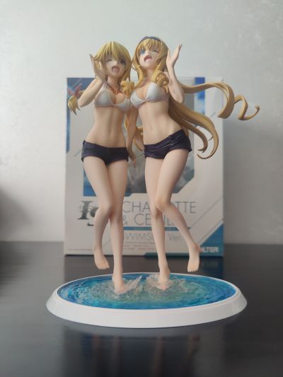 IS〈无限斯特拉托斯〉  夏洛特＆塞西莉娅 泳装