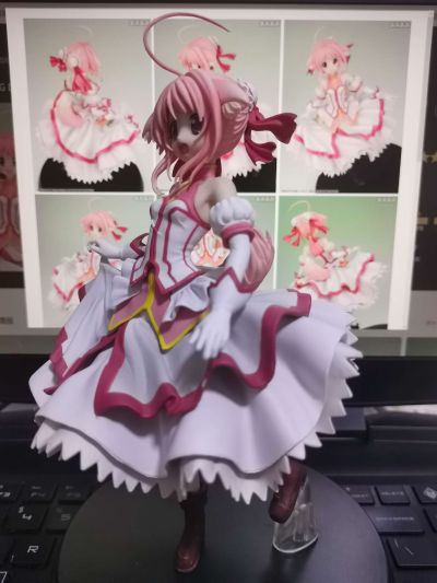 DOG DAYS 	米希奥蕾·F·比斯科迪