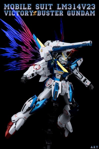 MG  1/100  高达基地限定   V2高达突击爆击型 Ka版  [钛金质感]