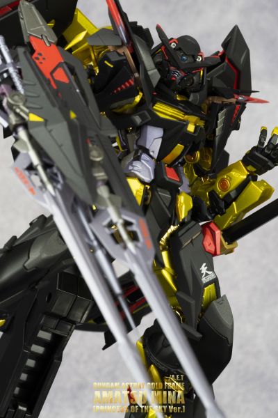 METAL BUILD 机动战士高达SEED  ASTRAY 天空的皇女 异端高达金色机天蜜娜