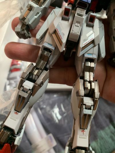 METAL BUILD   强袭高达 -赫利俄波利斯亮相版-