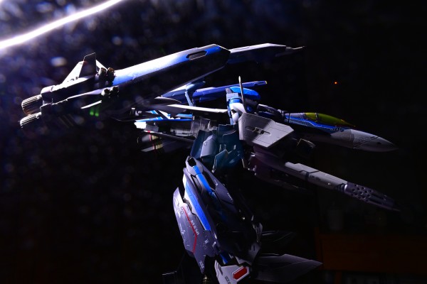 DX超合金  超时空要塞DELTA 绝对LIVE VF-31AX 卡伊洛斯 进阶型(疾风专用机) 专用超级零件套装