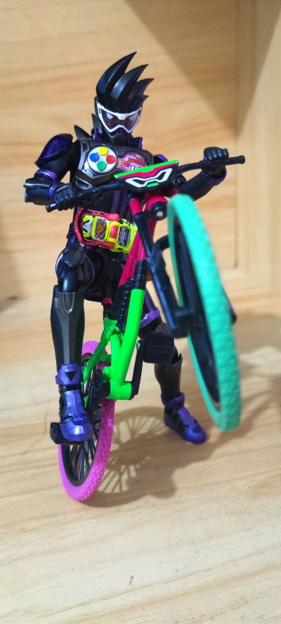 S.H.Figuarts 假面骑士艾克赛德 假面骑士幻梦 动作玩家 等级2