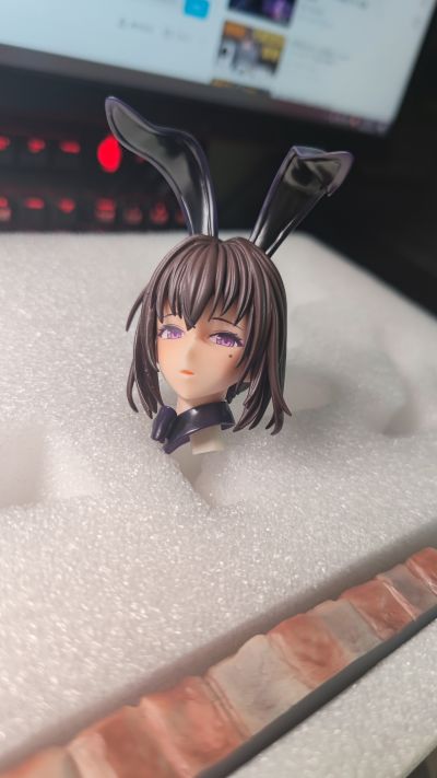 红灯街的兔女郎 桃子