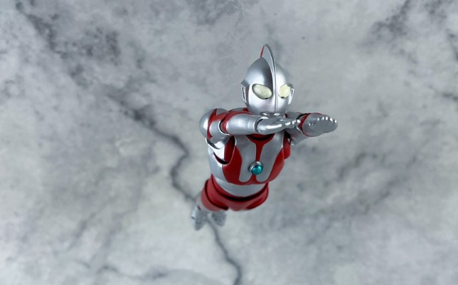 S.H.Figuarts（真骨雕制法）  奥特曼