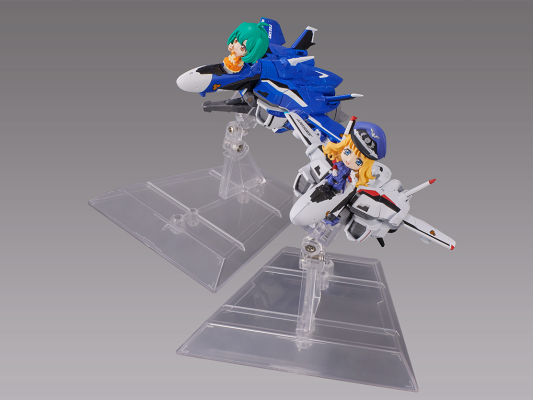 TINY SESSION 超时空要塞F VF-25F 弥赛亚女武神(有人专用) 与雪莉