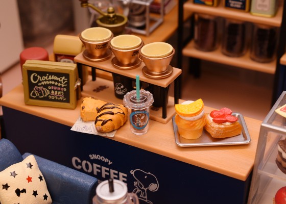 花生漫画  史努比 咖啡 烘焙 与 咖啡馆