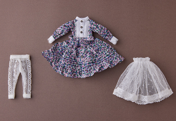 Harmonia humming 特别服装系列 （粉红色/蓝色/红色碎花连衣裙）