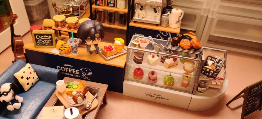 花生漫画  史努比 咖啡 烘焙 与 咖啡馆