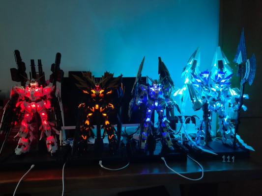 PG 1/60  完美独角兽高达