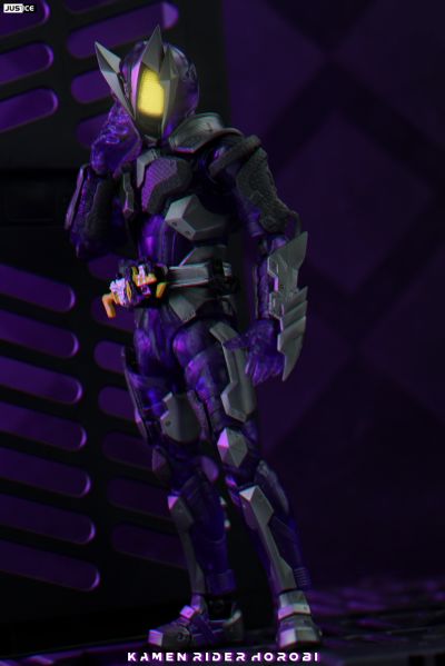 一番赏   S.H.Figuarts 假面骑士 最终大奖 假面骑士灭 蛰刺毒蝎 透明紫