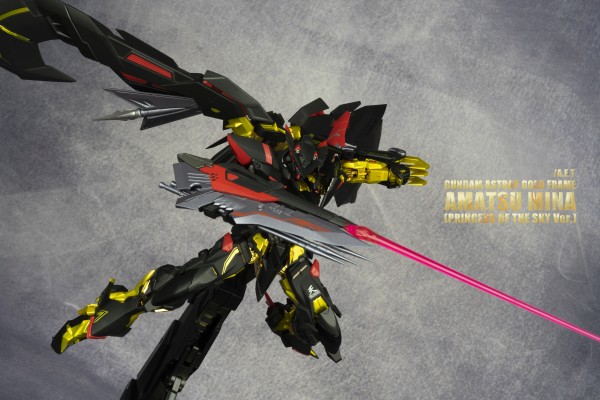 METAL BUILD 机动战士高达SEED  ASTRAY 天空的皇女 异端高达金色机天蜜娜