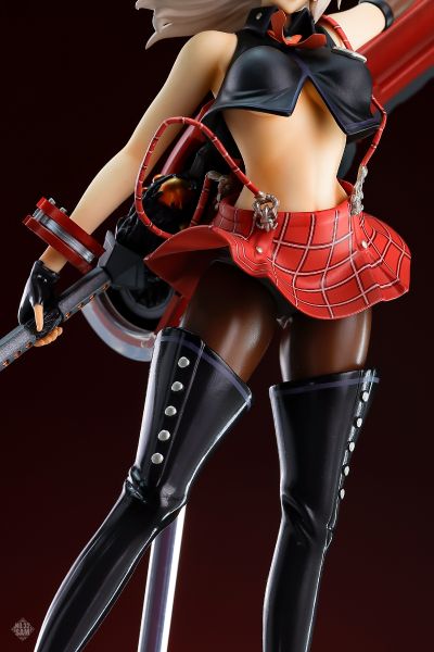 噬神者爆裂  艾莉莎・伊莉妮琪娜・奥美拉