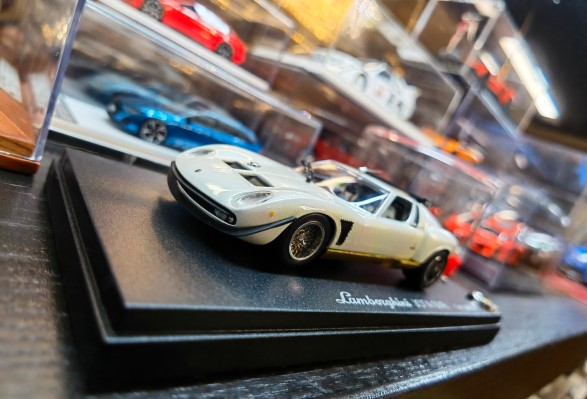 1/24 兰博基尼 Jota SVR 