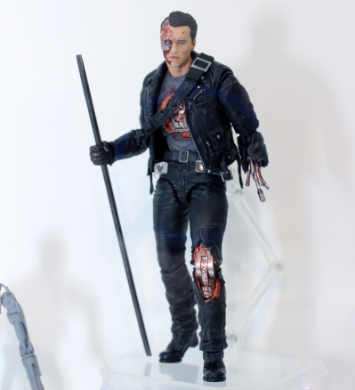MAFEX 编号191  终结者2：审判日  T-800 战损版