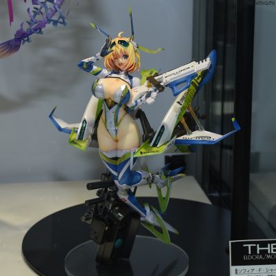 兔女郎服装计划 索菲亚· F· 希琳