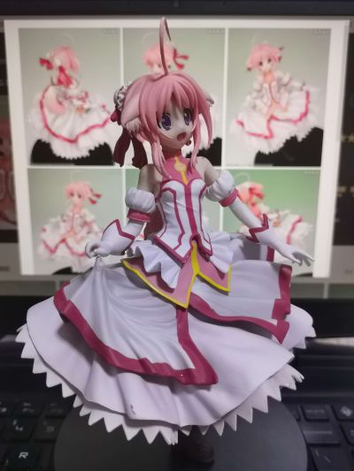 DOG DAYS 	米希奥蕾·F·比斯科迪