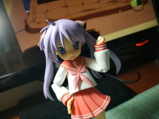 figma#047 幸运星 动画版 柊镜 夏季校服