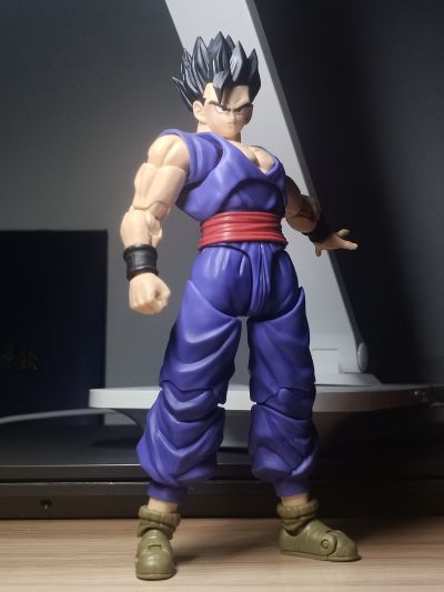 S.H.Figuarts  终极悟饭《龙珠超：超级人造人》